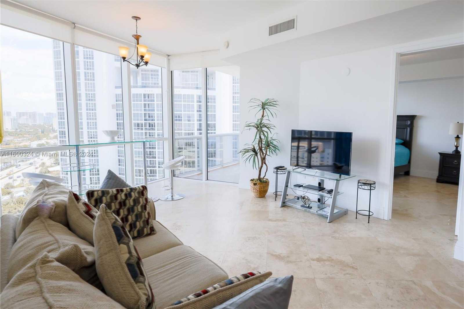 Small Image of Trump Palace, 18101 Collins Ave, Sunny Isles Beach, FL 33160, USA Number 2
