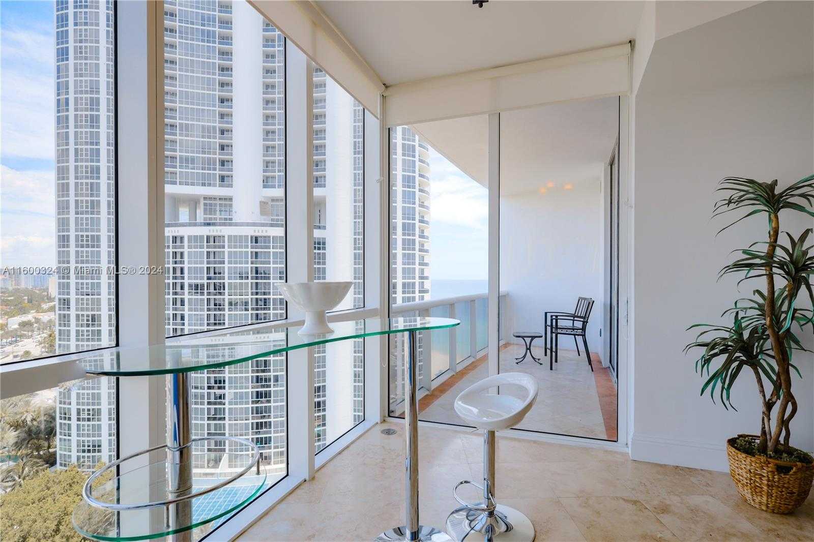 Small Image of Trump Palace, 18101 Collins Ave, Sunny Isles Beach, FL 33160, USA Number 6
