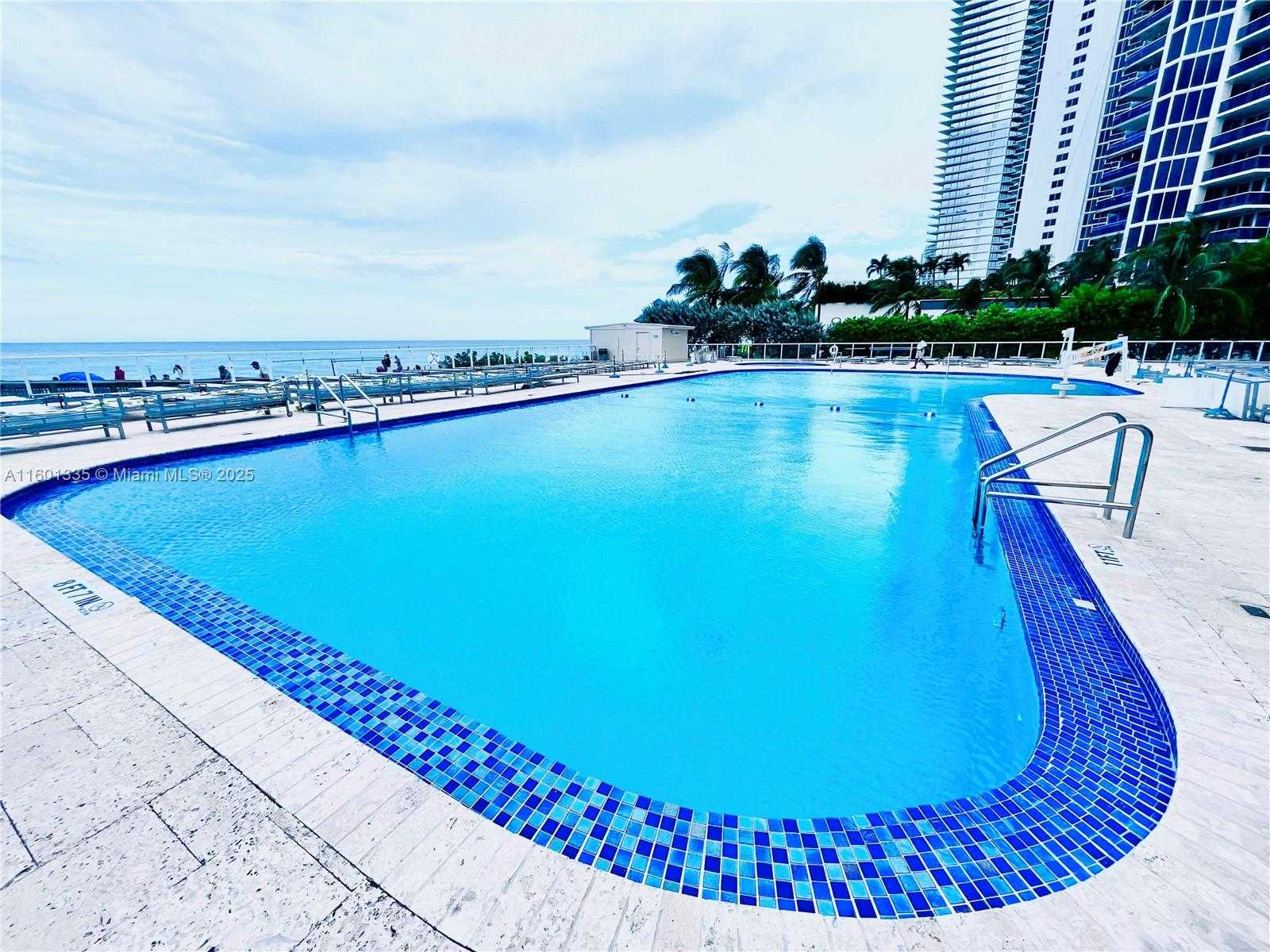 Small Image of 19201 COLLINS AVE #545, Sunny Isles Beach Number 10