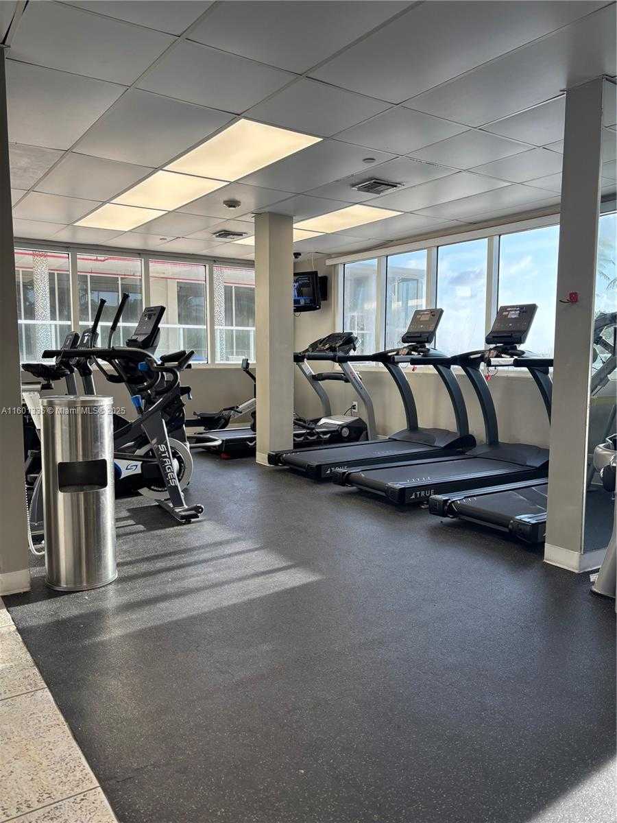 Small Image of 19201 COLLINS AVE #545, Sunny Isles Beach Number 32