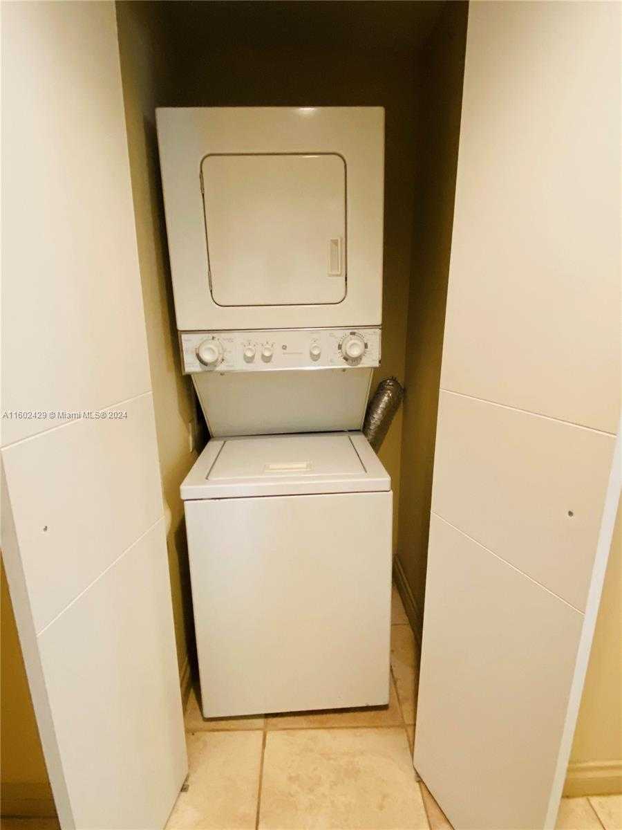 Small Image of 17375 COLLINS AVE #705, Sunny Isles Beach Number 10