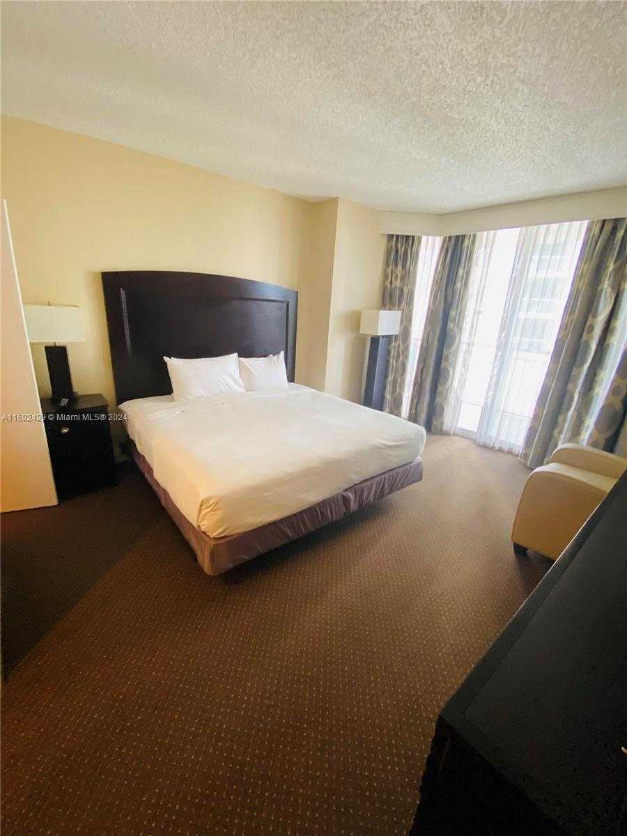 Small Image of 17375 COLLINS AVE #705, Sunny Isles Beach Number 15