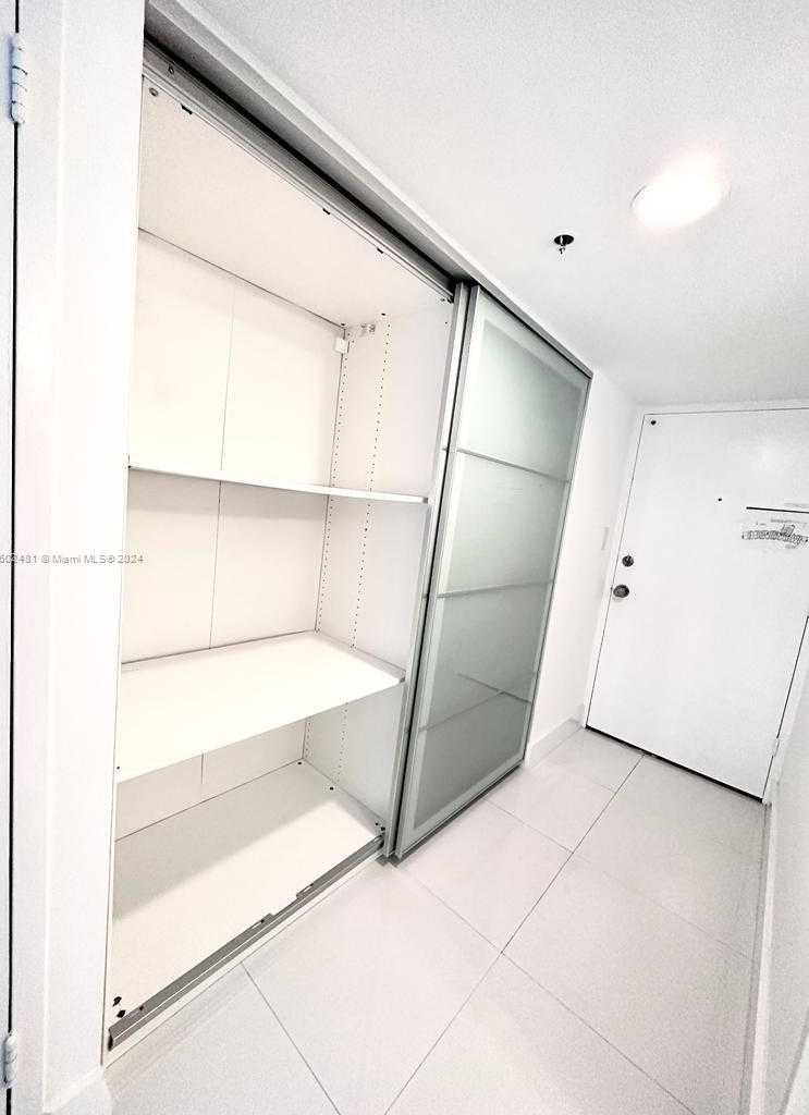 Small Image of 100 LINCOLN RD #526, Miami Beach Number 13