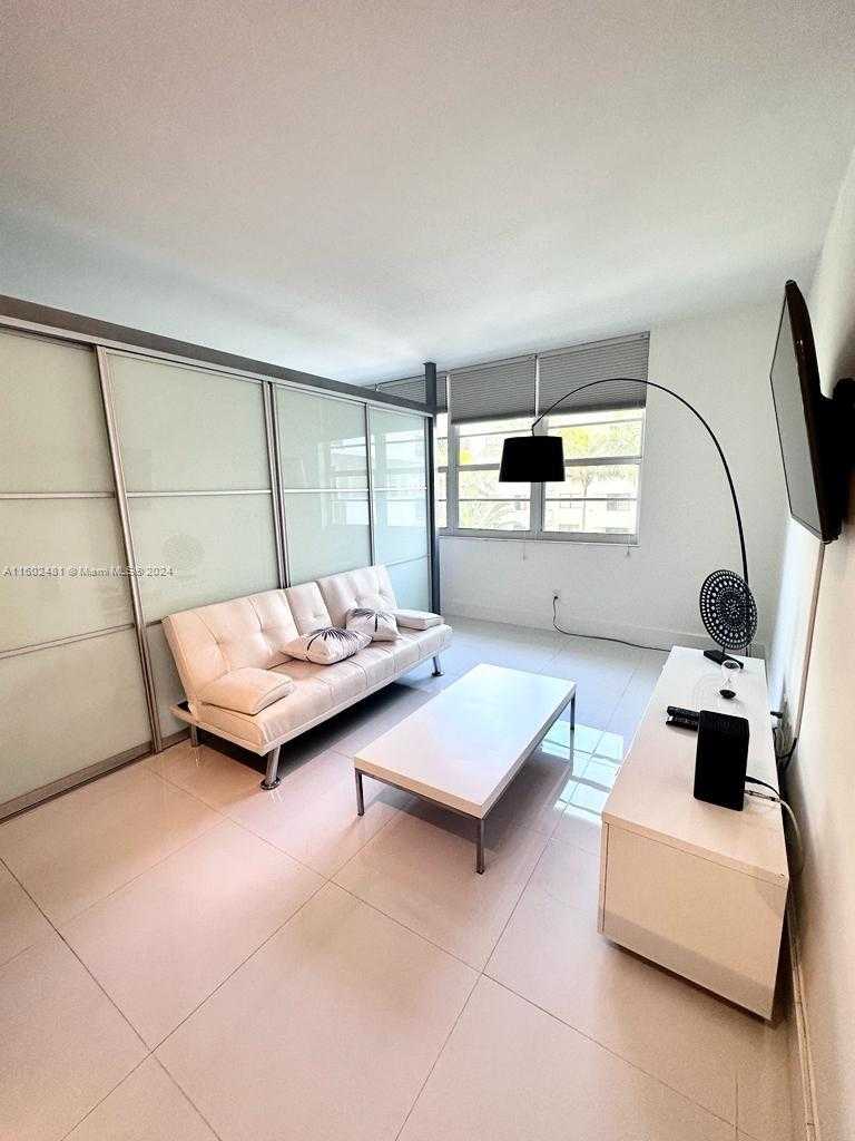 Small Image of 100 LINCOLN RD #526, Miami Beach Number 3