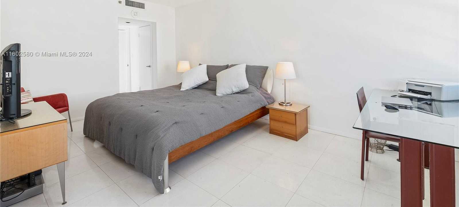 Small Image of 100 LINCOLN RD #1147B, Miami Beach Number 11