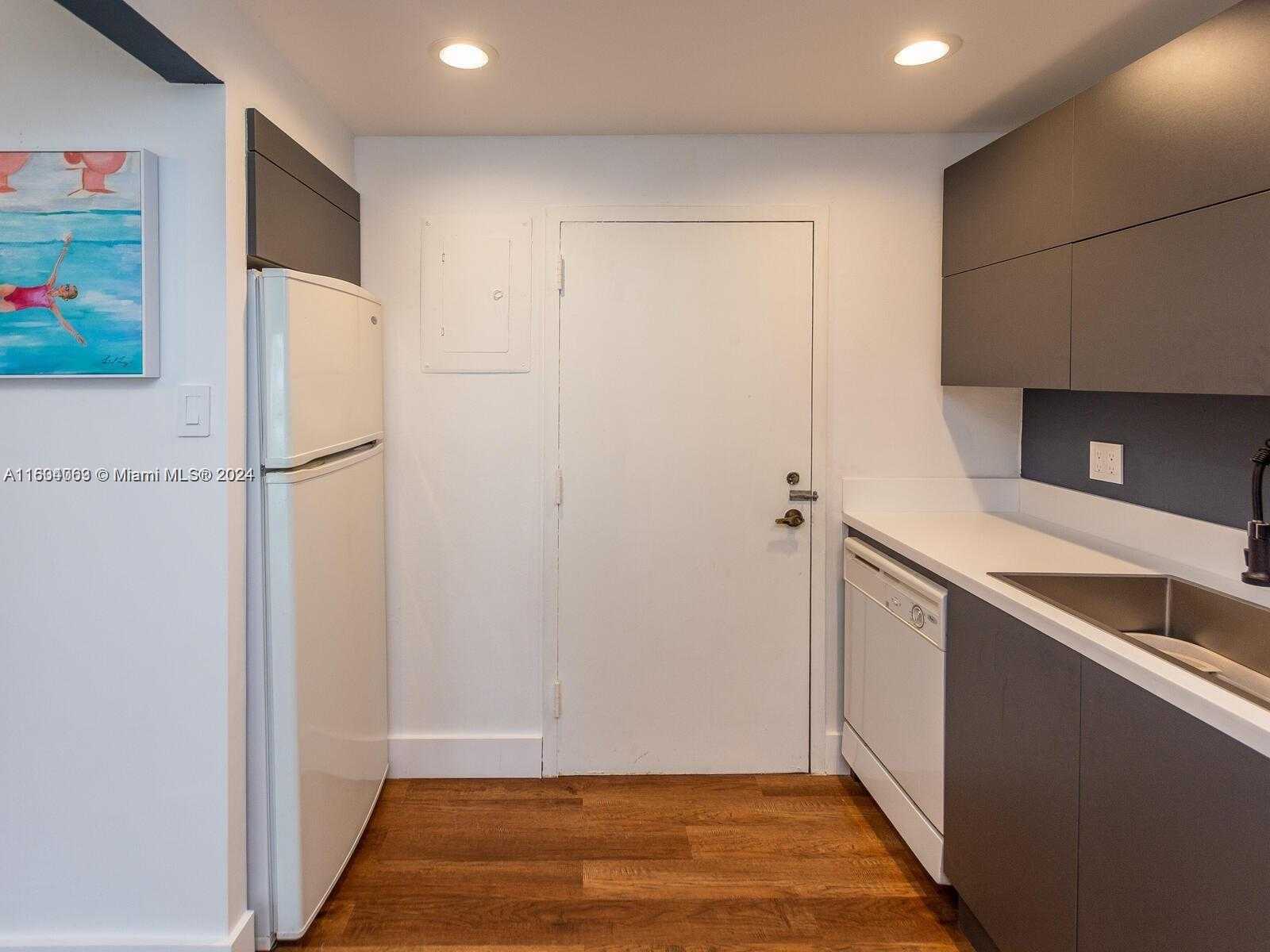 Small Image of 200 178TH DR #410, Sunny Isles Beach Number 23