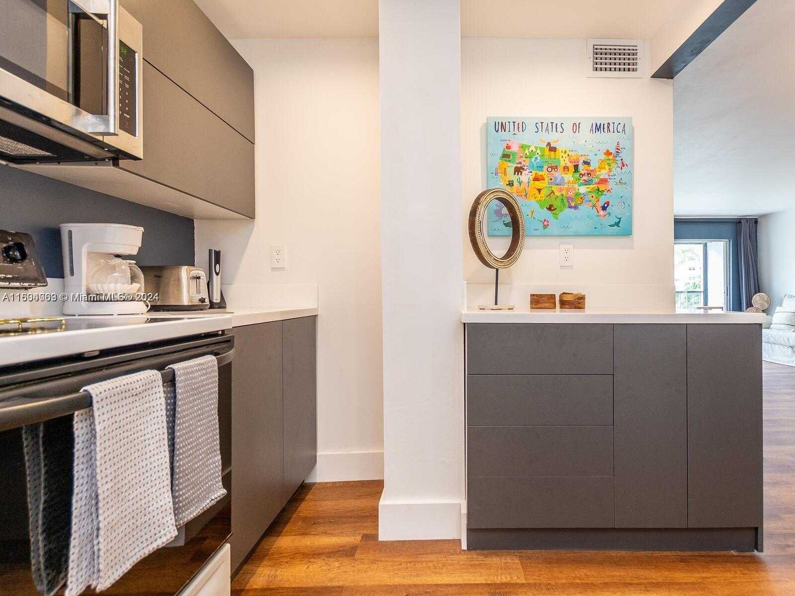 Small Image of 200 178TH DR #410, Sunny Isles Beach Number 26