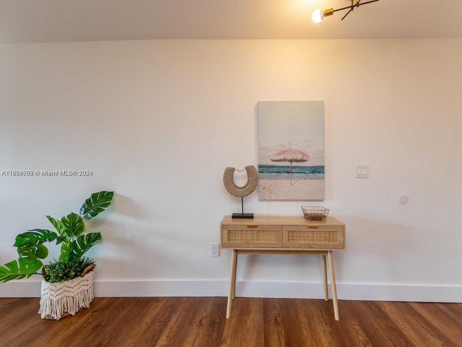 Small Image of 200 178TH DR #410, Sunny Isles Beach Number 8