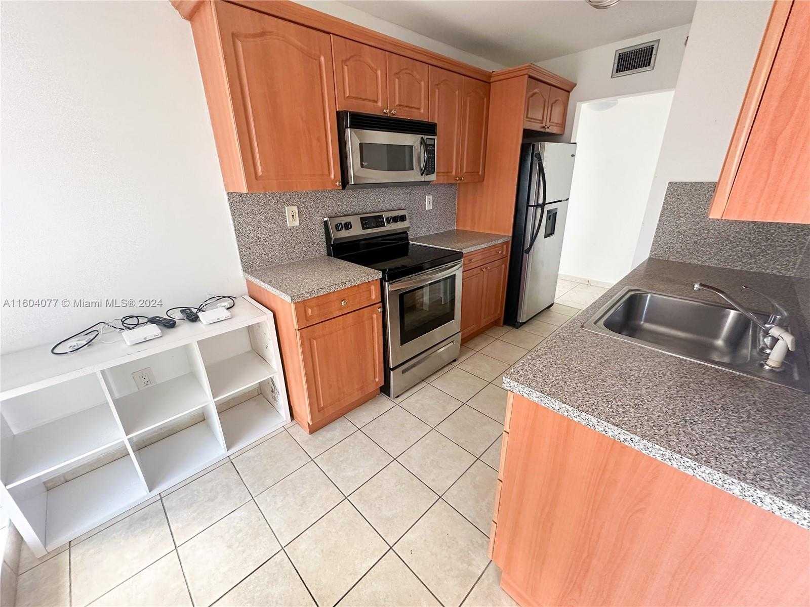 Small Image of 6061 COLLINS AVE #23B, Miami Beach Number 11