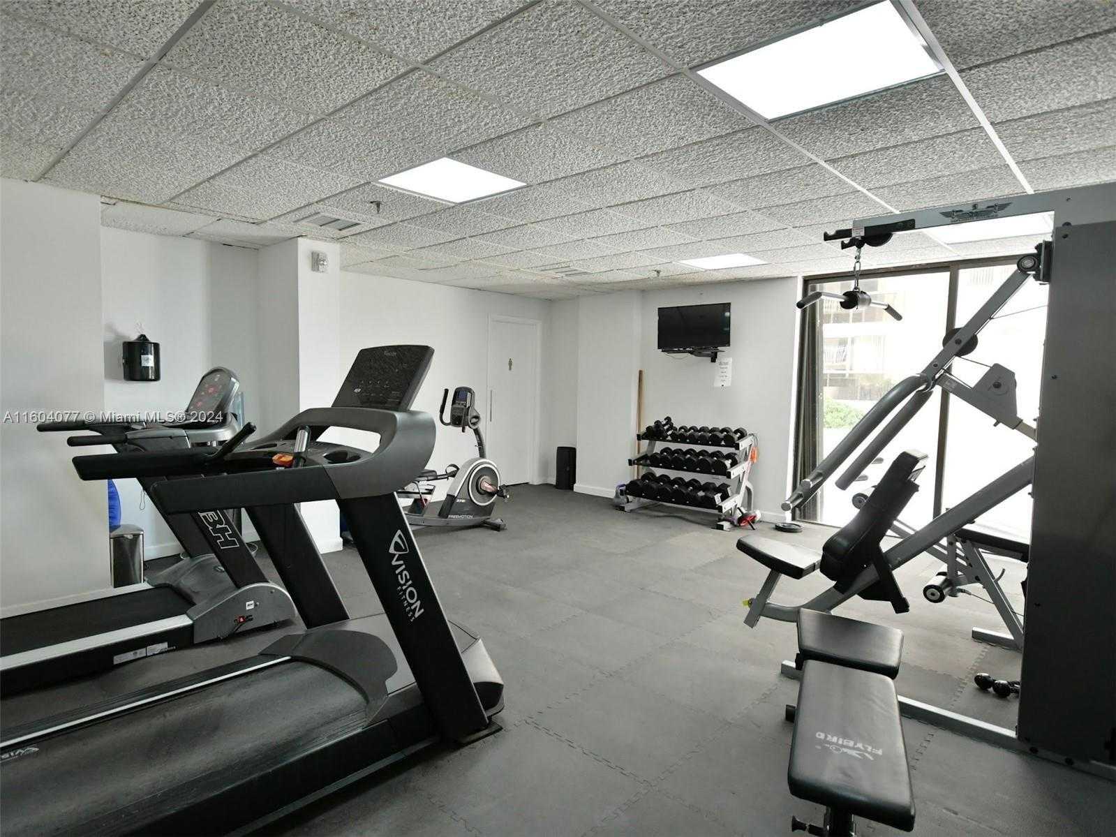 Small Image of 6061 COLLINS AVE #23B, Miami Beach Number 13