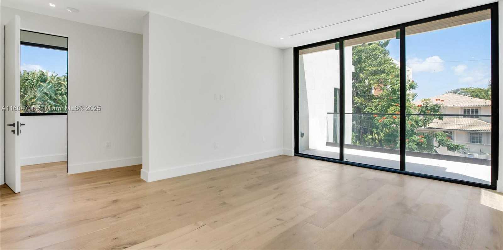 Small Image of 345 WEST 46TH ST #345, Miami Beach Number 23