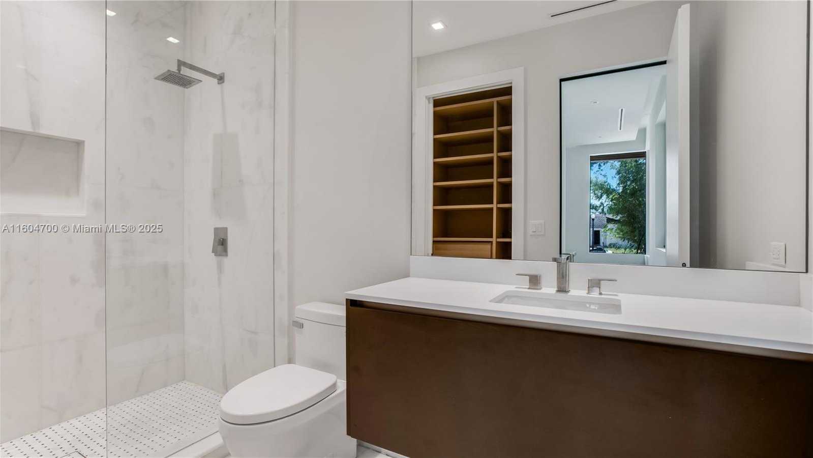 Small Image of 345 WEST 46TH ST #345, Miami Beach Number 43