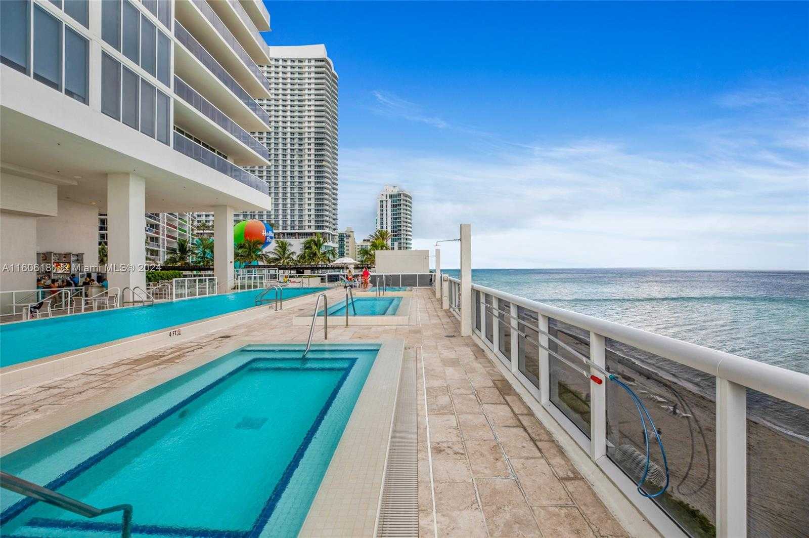 Small Image of 1830 SOUTH OCEAN DR #4107, Hallandale Beach Number 18