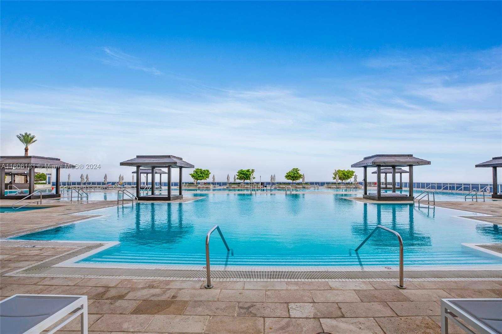 Small Image of 1830 SOUTH OCEAN DR #4107, Hallandale Beach Number 19