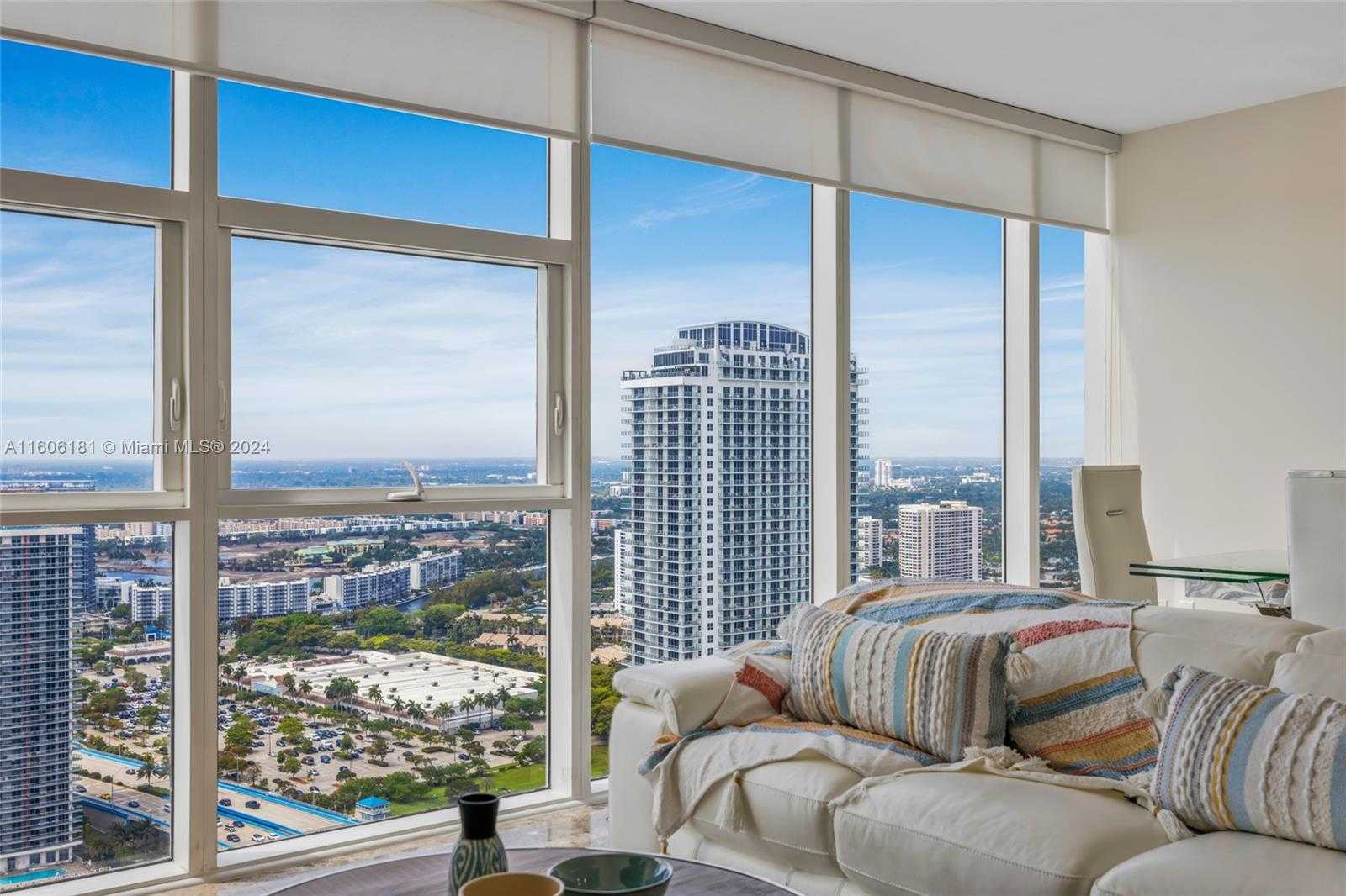 Small Image of 1830 SOUTH OCEAN DR #4107, Hallandale Beach Number 9
