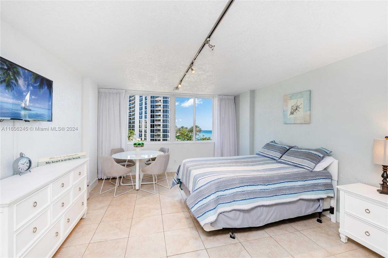 Small Image of 19201 COLLINS AVE #318, Sunny Isles Beach Number 11