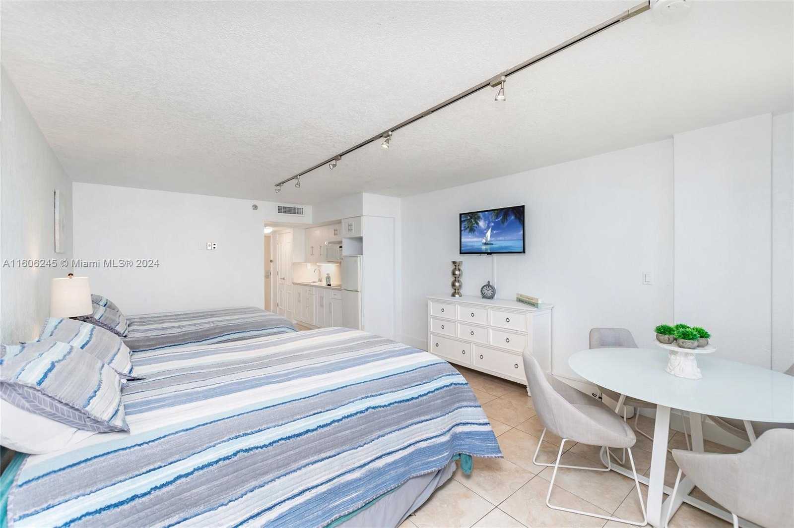 Small Image of 19201 COLLINS AVE #318, Sunny Isles Beach Number 15