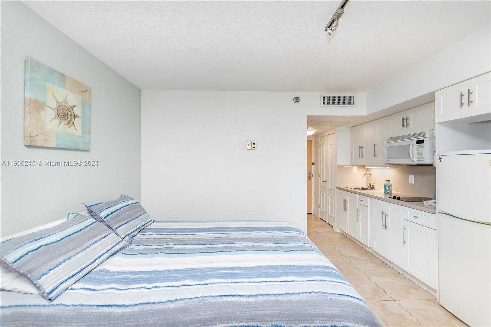 Small Image of 19201 COLLINS AVE #318, Sunny Isles Beach Number 16