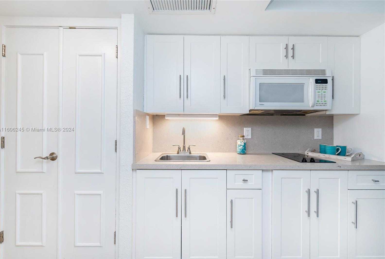 Small Image of 19201 COLLINS AVE #318, Sunny Isles Beach Number 22