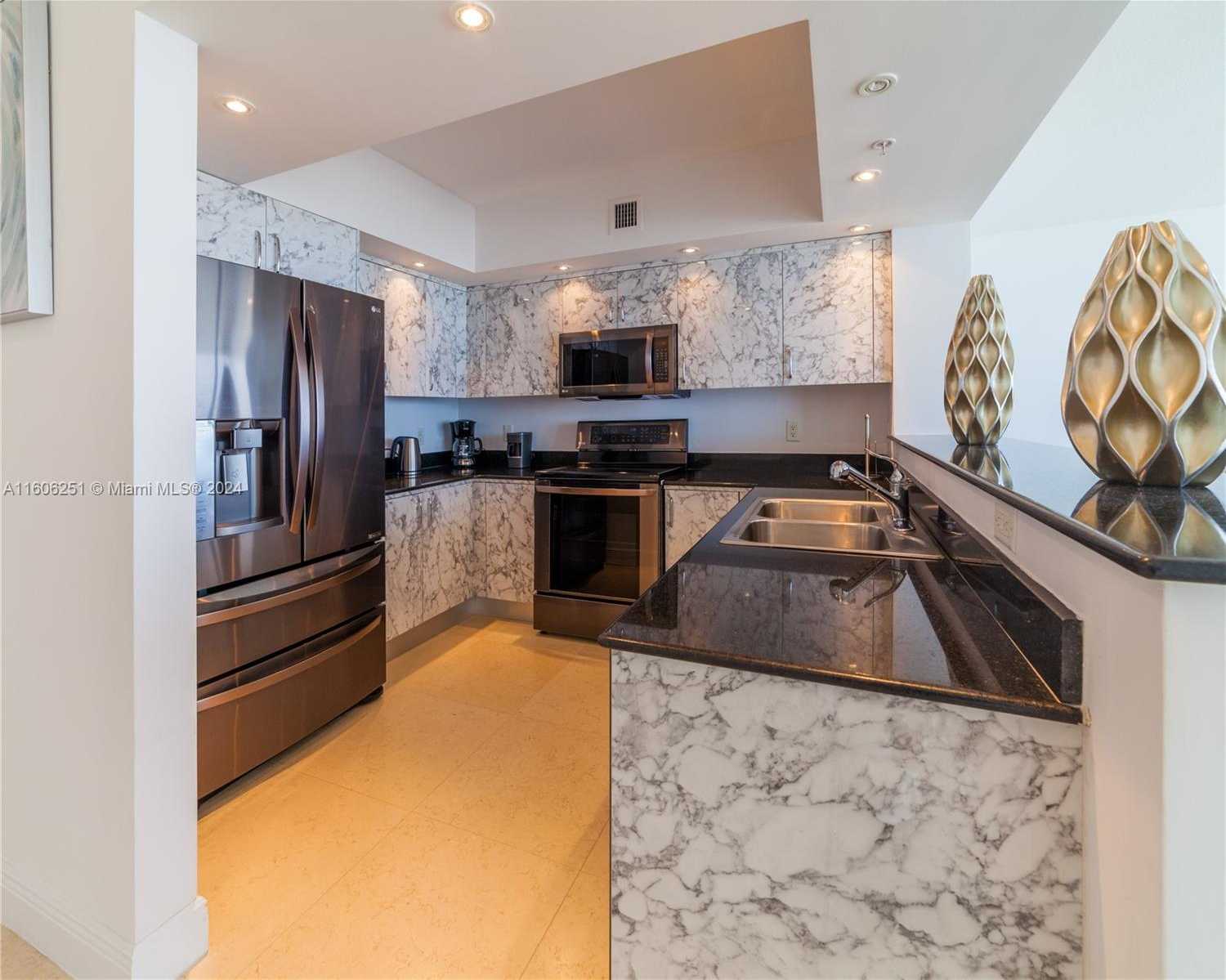 Small Image of 16699 COLLINS AVE #3707, Sunny Isles Beach Number 12