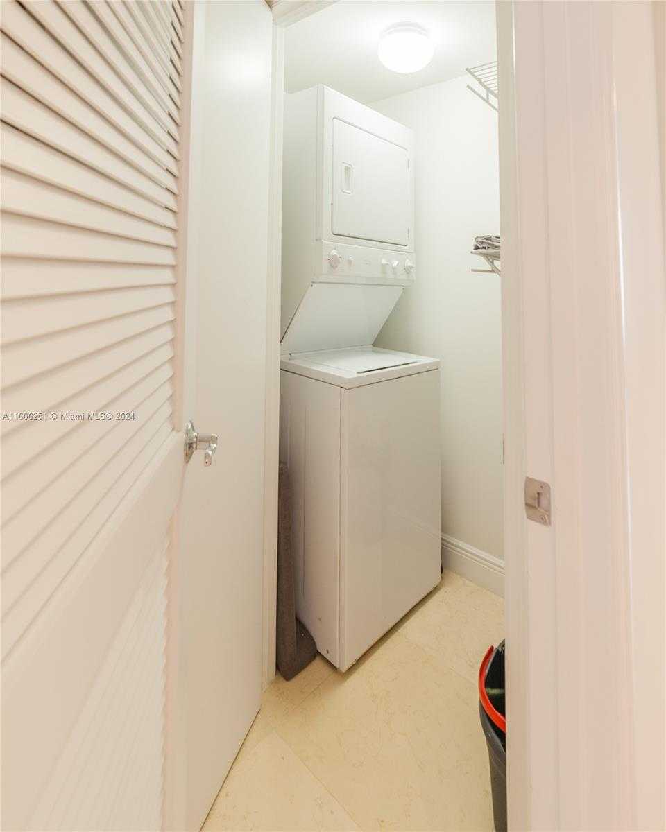 Small Image of 16699 COLLINS AVE #3707, Sunny Isles Beach Number 19
