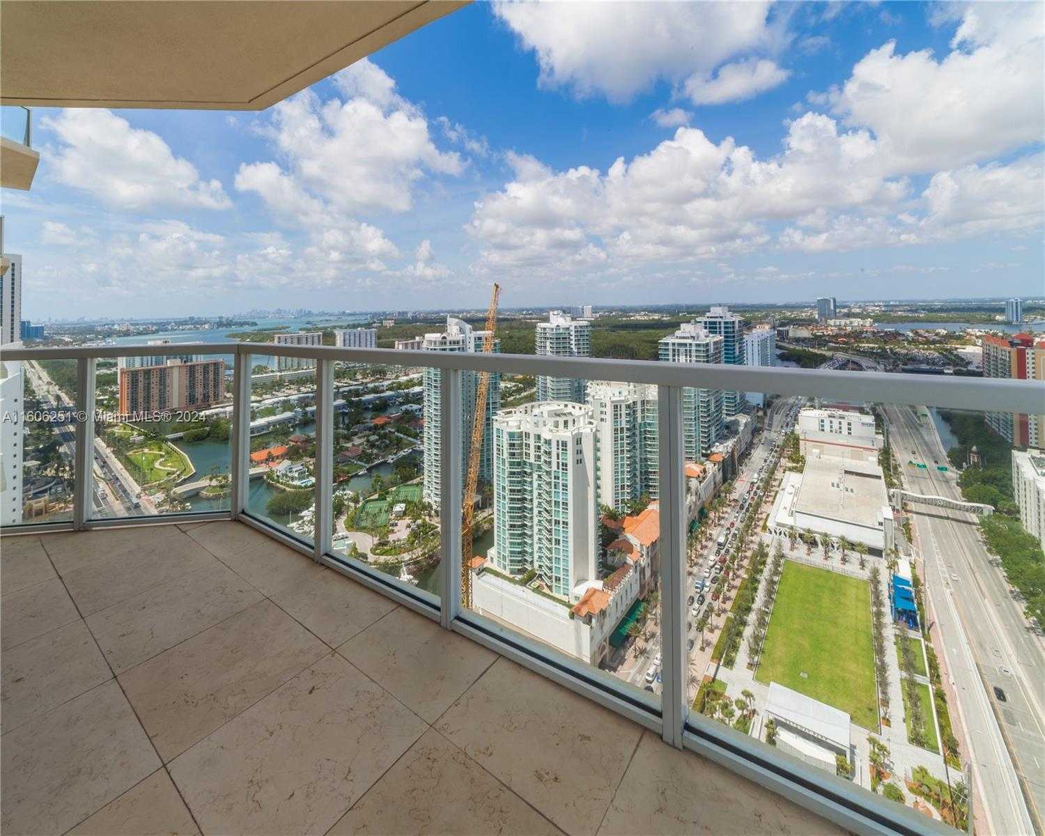 Small Image of 16699 COLLINS AVE #3707, Sunny Isles Beach Number 24