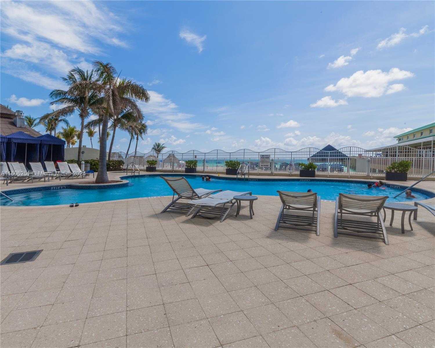 Small Image of 16699 COLLINS AVE #3707, Sunny Isles Beach Number 26