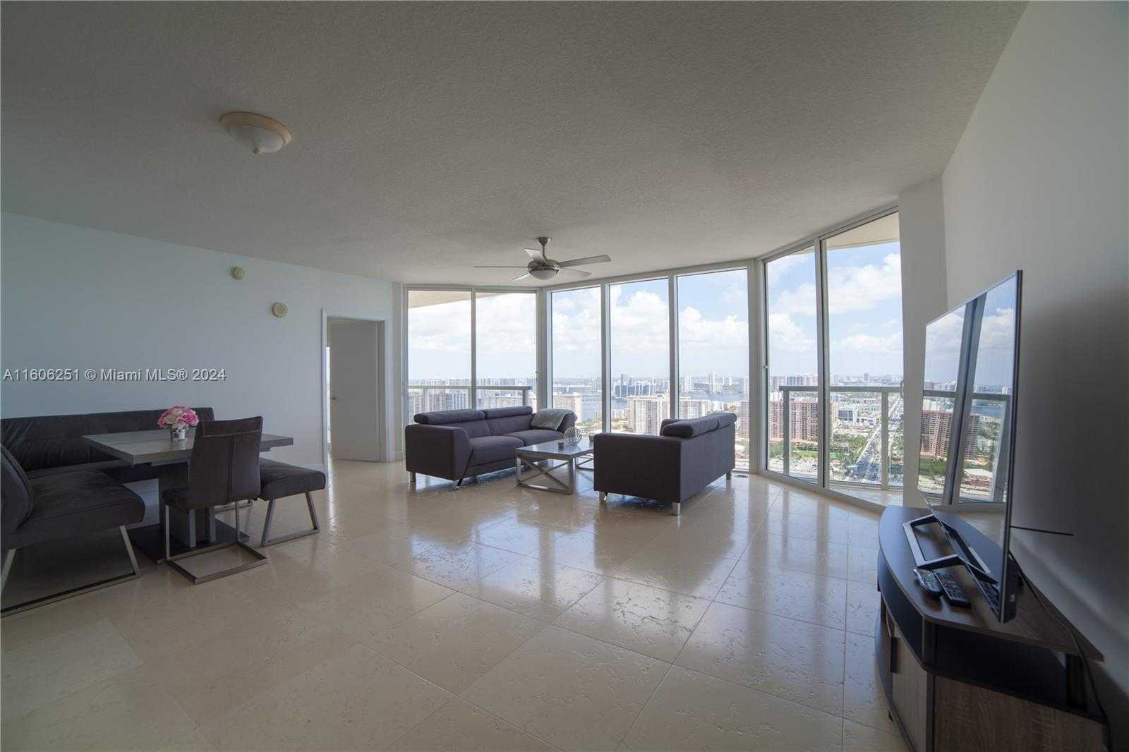 Small Image of 16699 COLLINS AVE #3707, Sunny Isles Beach Number 5