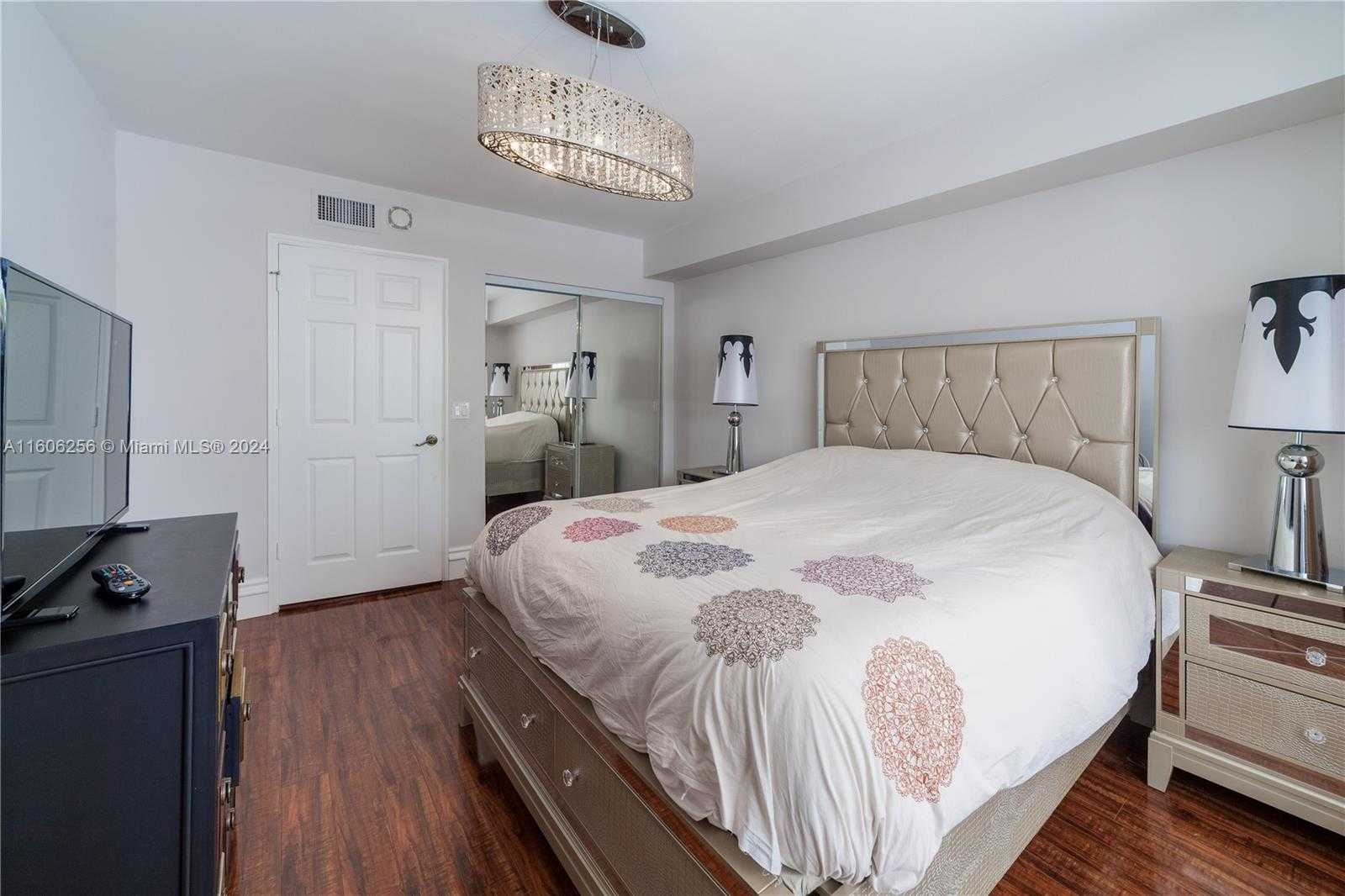 Small Image of 16711 COLLINS AVE #303, Sunny Isles Beach Number 7