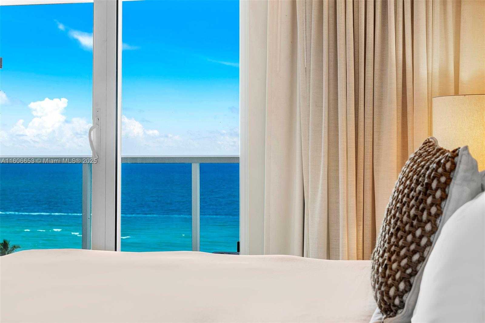 Small Image of Miami Beach Number 18