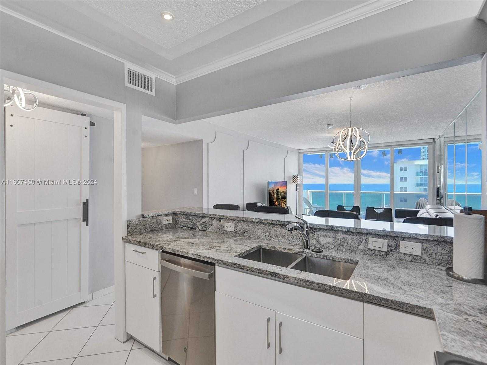 Small Image of 3725 SOUTH OCEAN DR #1506, Hollywood Number 34