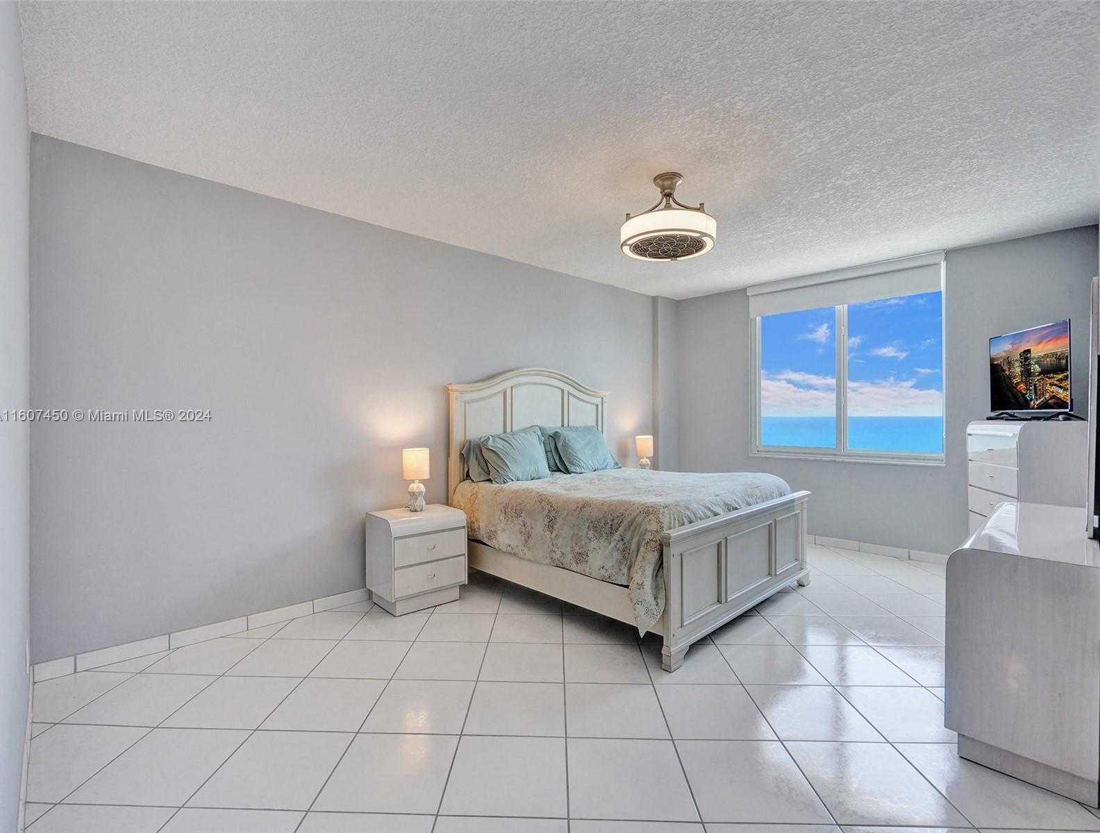 Small Image of 3725 SOUTH OCEAN DR #1506, Hollywood Number 7