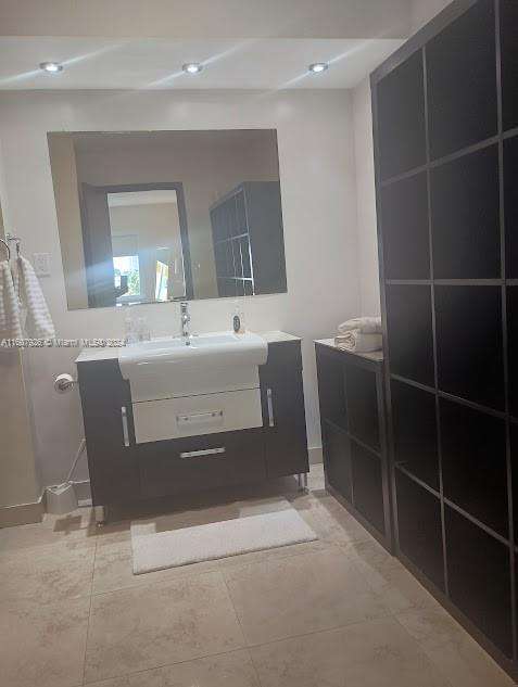 Small Image of 200 178TH DR #612, Sunny Isles Beach Number 12