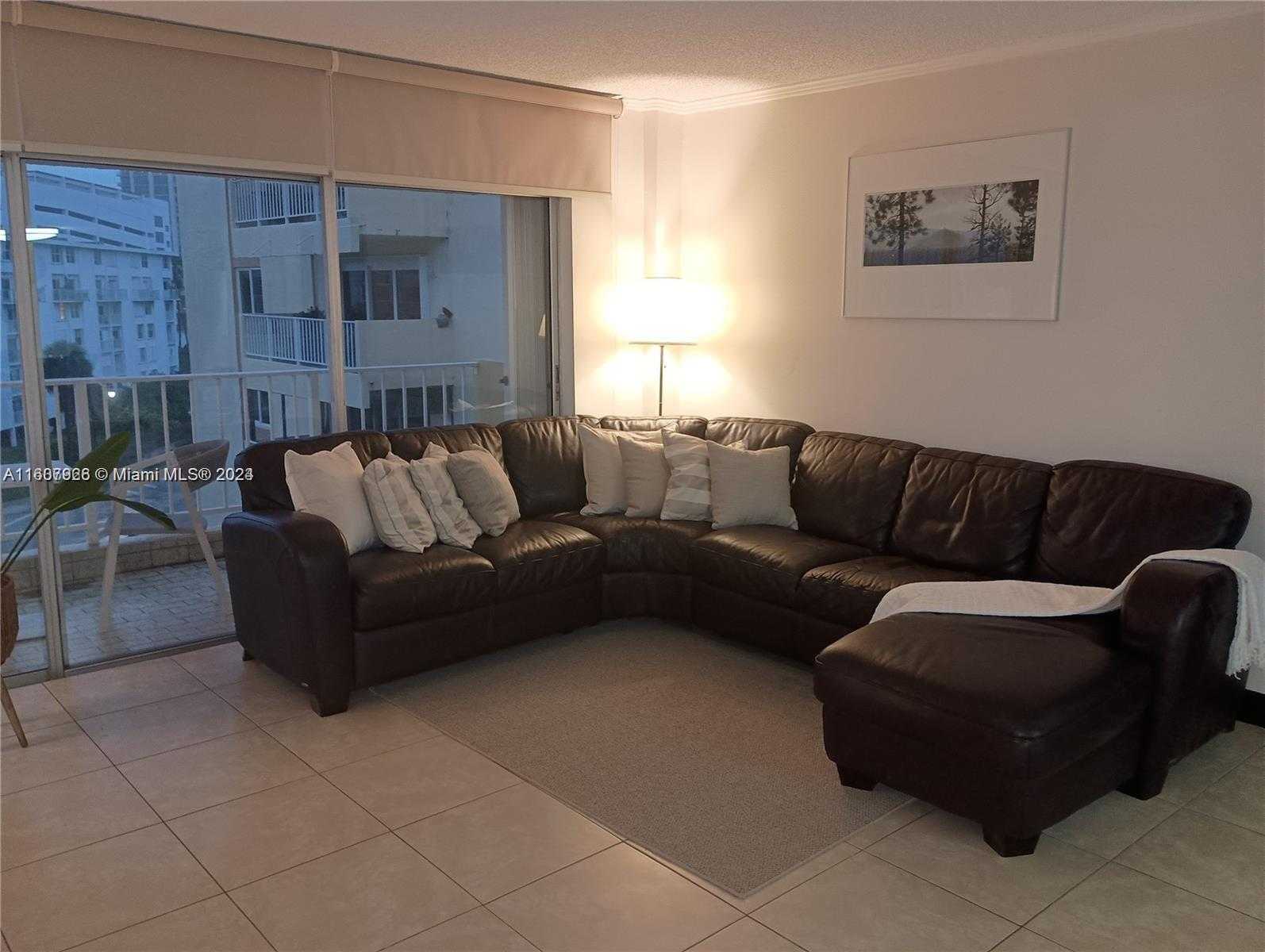 Small Image of 200 178TH DR #612, Sunny Isles Beach Number 2