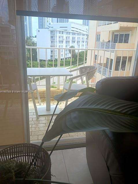 Small Image of 200 178TH DR #612, Sunny Isles Beach Number 5