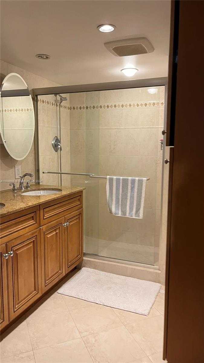 Small Image of 2751 SOUTH OCEAN DR #406S, Hollywood Number 7