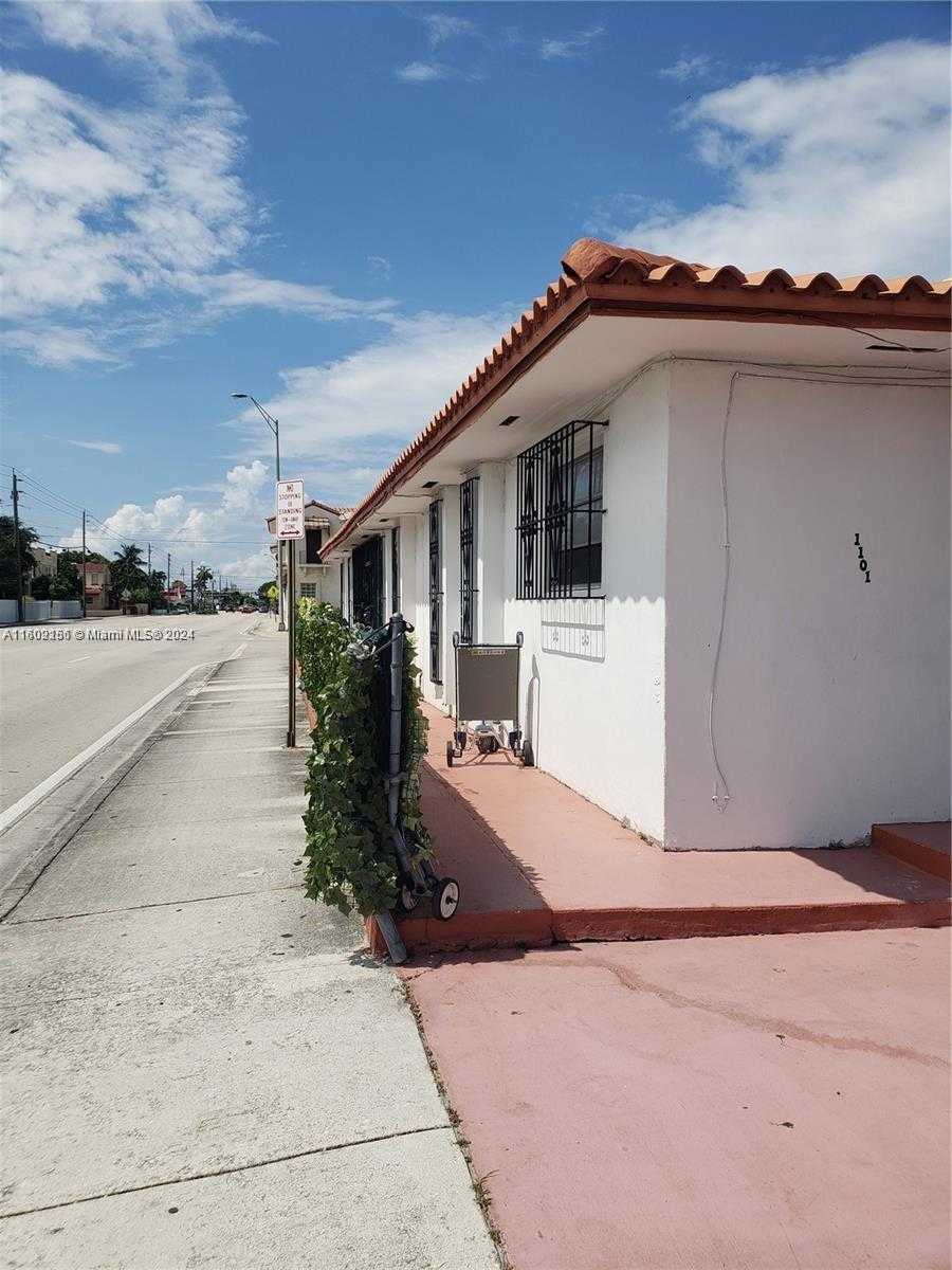 Small Image of 1101 SOUTH WEST 17TH AVE, Miami Number 2
