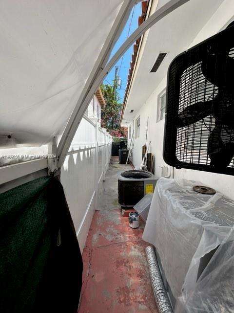 Small Image of 1101 SOUTH WEST 17TH AVE, Miami Number 46