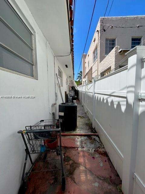 Small Image of 1101 SOUTH WEST 17TH AVE, Miami Number 47