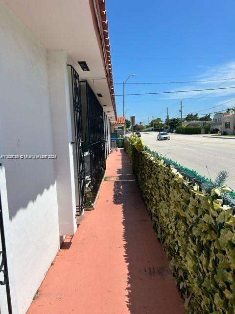 Small Image of 1101 SOUTH WEST 17TH AVE, Miami Number 53