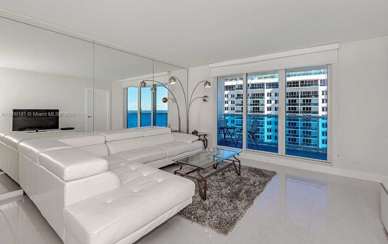 Small Image of 2301 Collins Ave, Miami Beach, FL 33139, USA Number 4