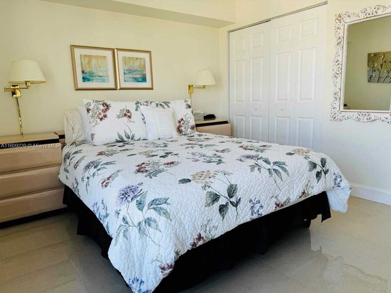 Small Image of 3530 MYSTIC POINTE DR #LPH05, Aventura Number 10