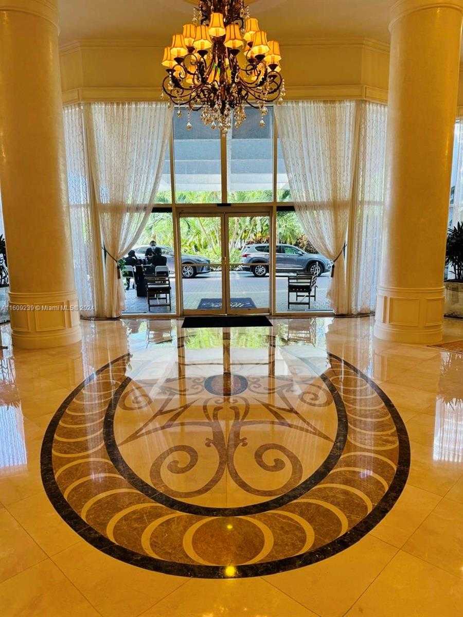Small Image of 3530 MYSTIC POINTE DR #LPH05, Aventura Number 21
