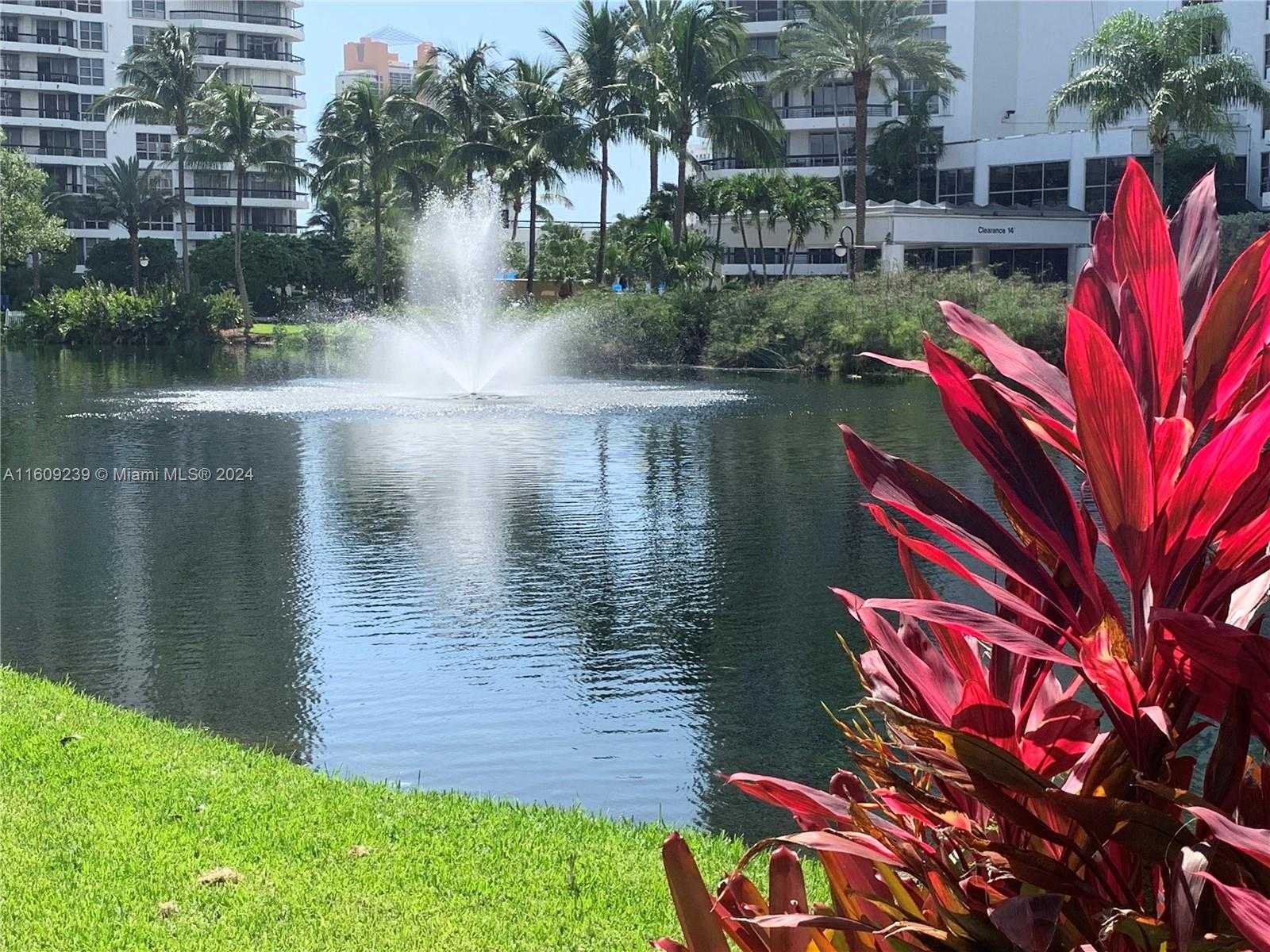 Small Image of 3530 MYSTIC POINTE DR #LPH05, Aventura Number 25