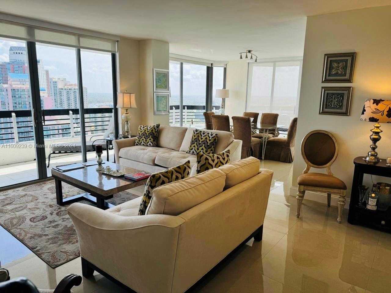 Small Image of 3530 MYSTIC POINTE DR #LPH05, Aventura Number 3