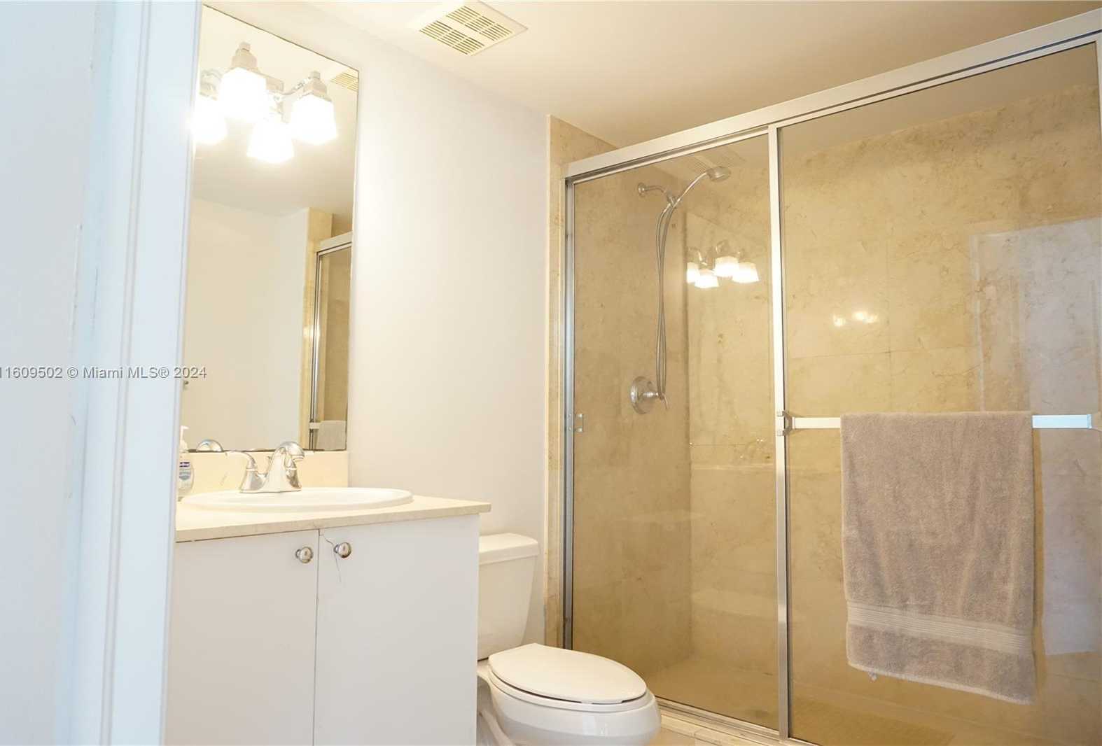 Small Image of 17555 ATLANTIC BLVD #606, Sunny Isles Beach Number 15