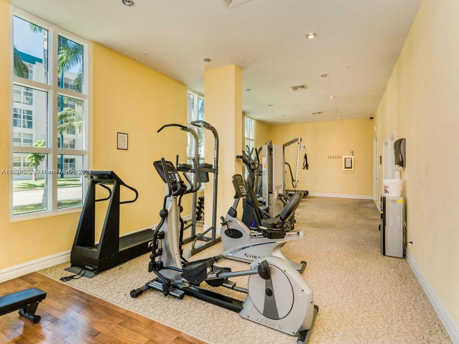 Small Image of 17555 ATLANTIC BLVD #606, Sunny Isles Beach Number 22