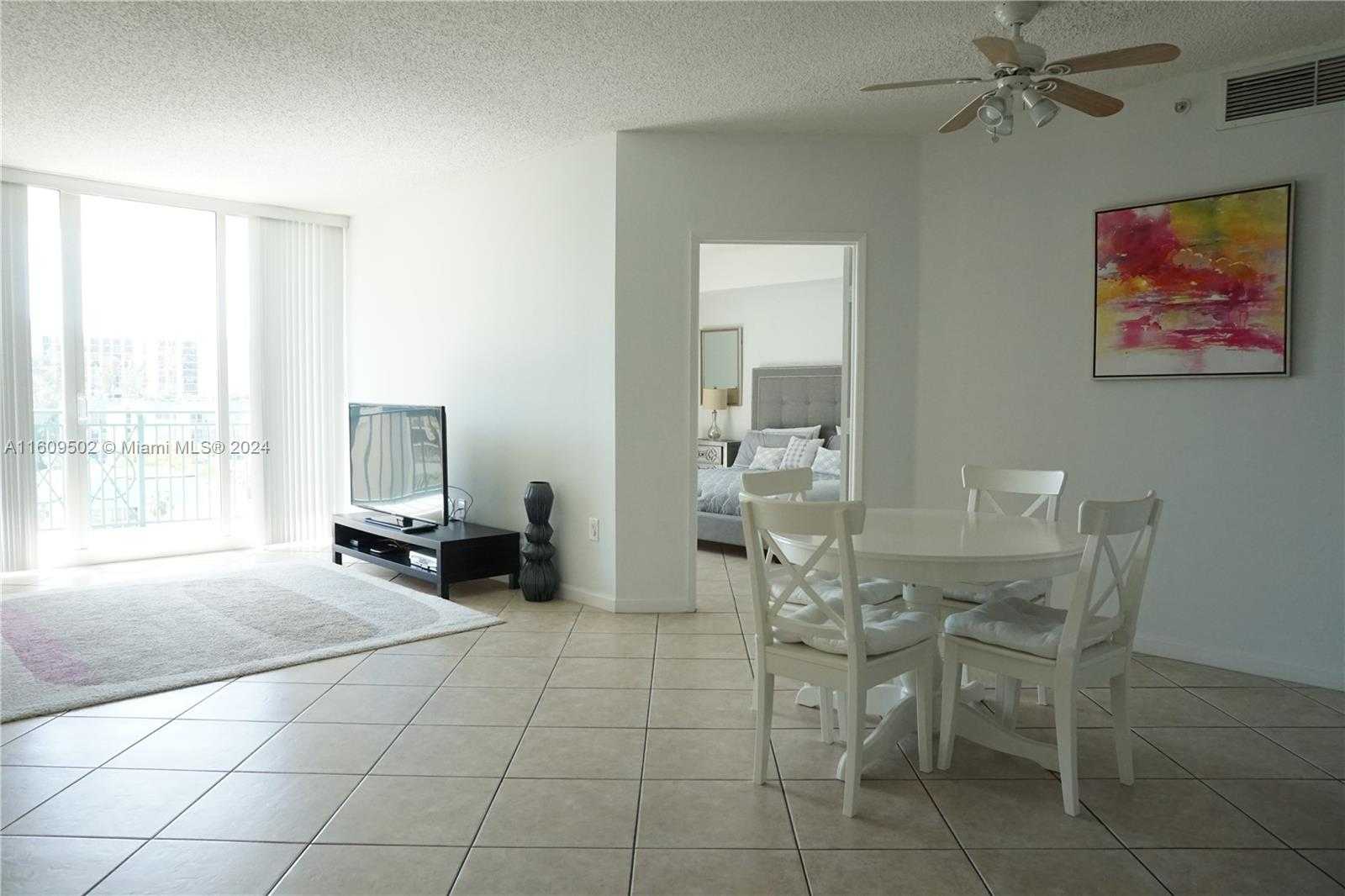 Small Image of 17555 ATLANTIC BLVD #606, Sunny Isles Beach Number 3