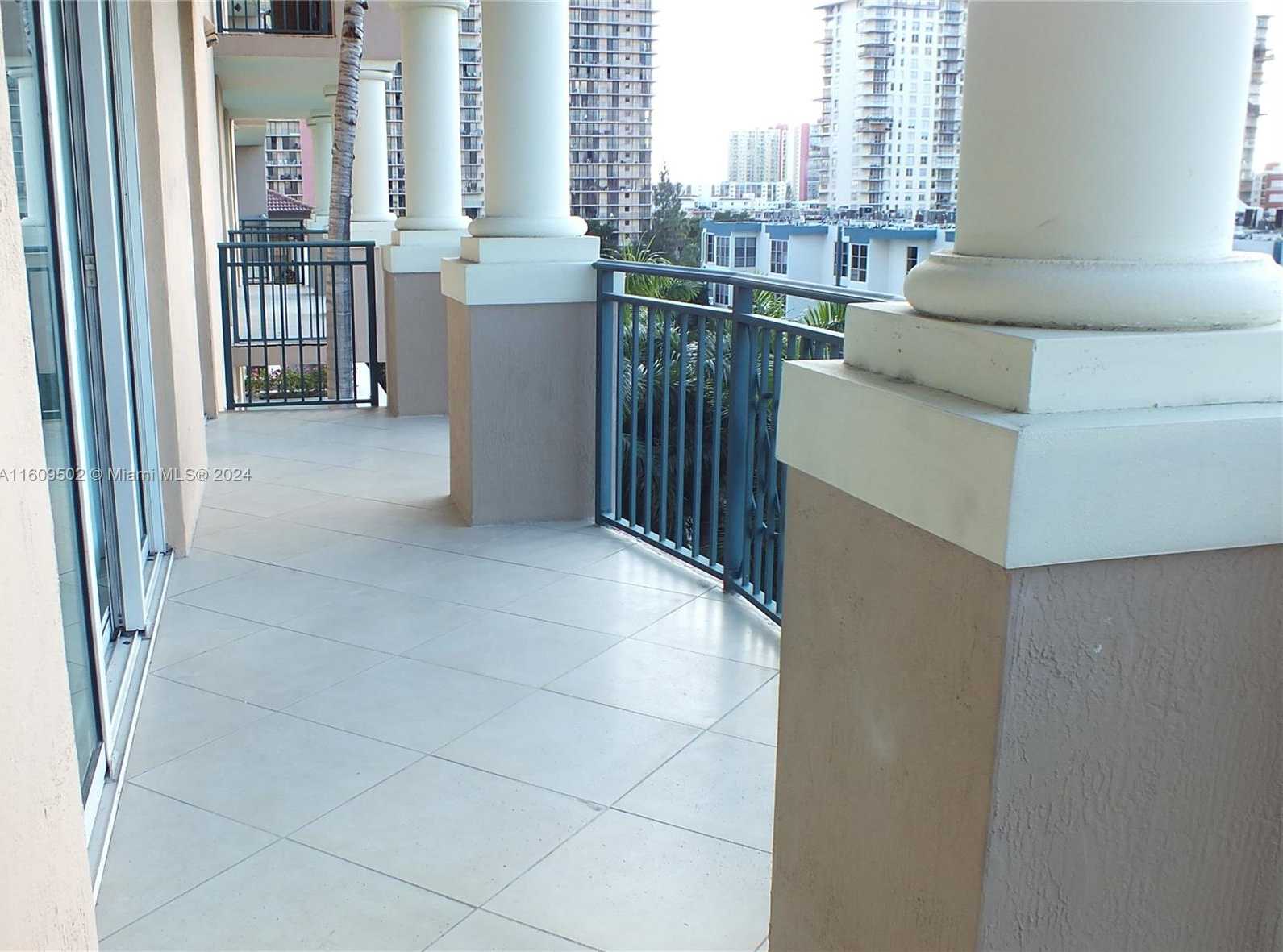 Small Image of 17555 ATLANTIC BLVD #606, Sunny Isles Beach Number 6
