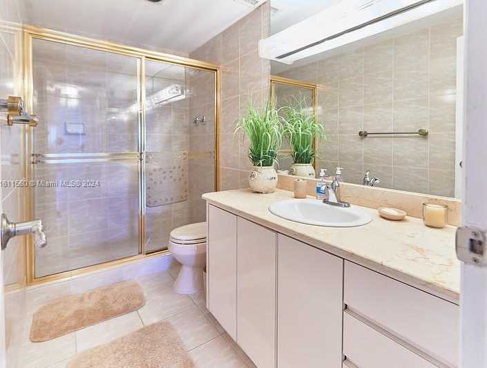 Small Image of 500 NORTH EAST BAYVIEW DR #2031, Sunny Isles Beach Number 3